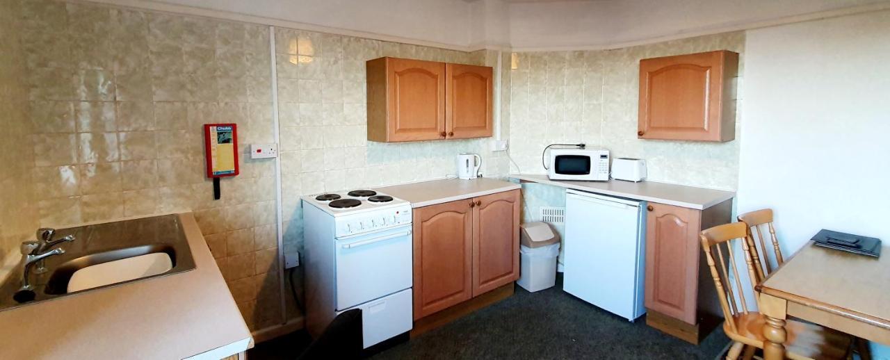 Beach Court Holiday Apartments 스케그니스 외부 사진