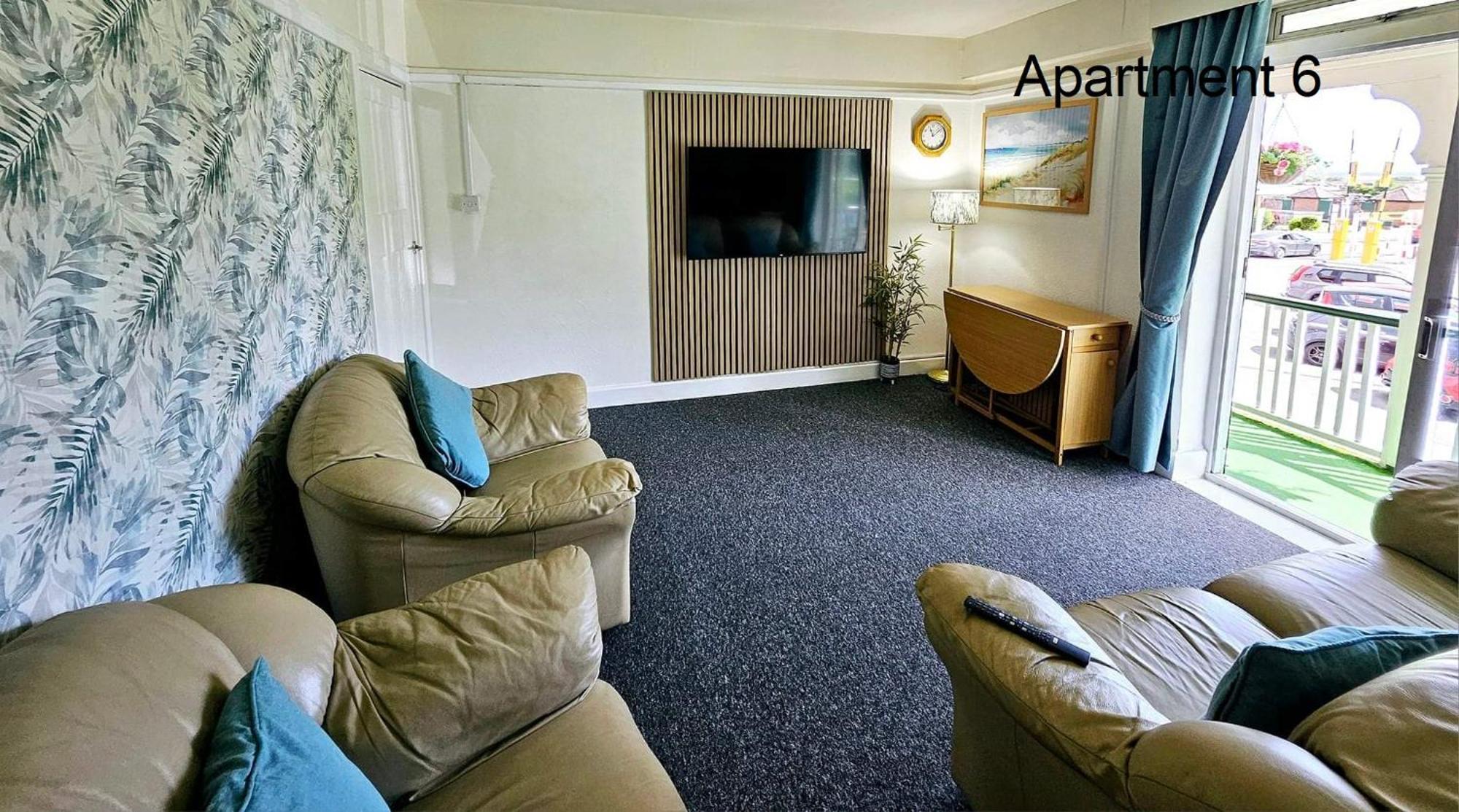 Beach Court Holiday Apartments 스케그니스 외부 사진