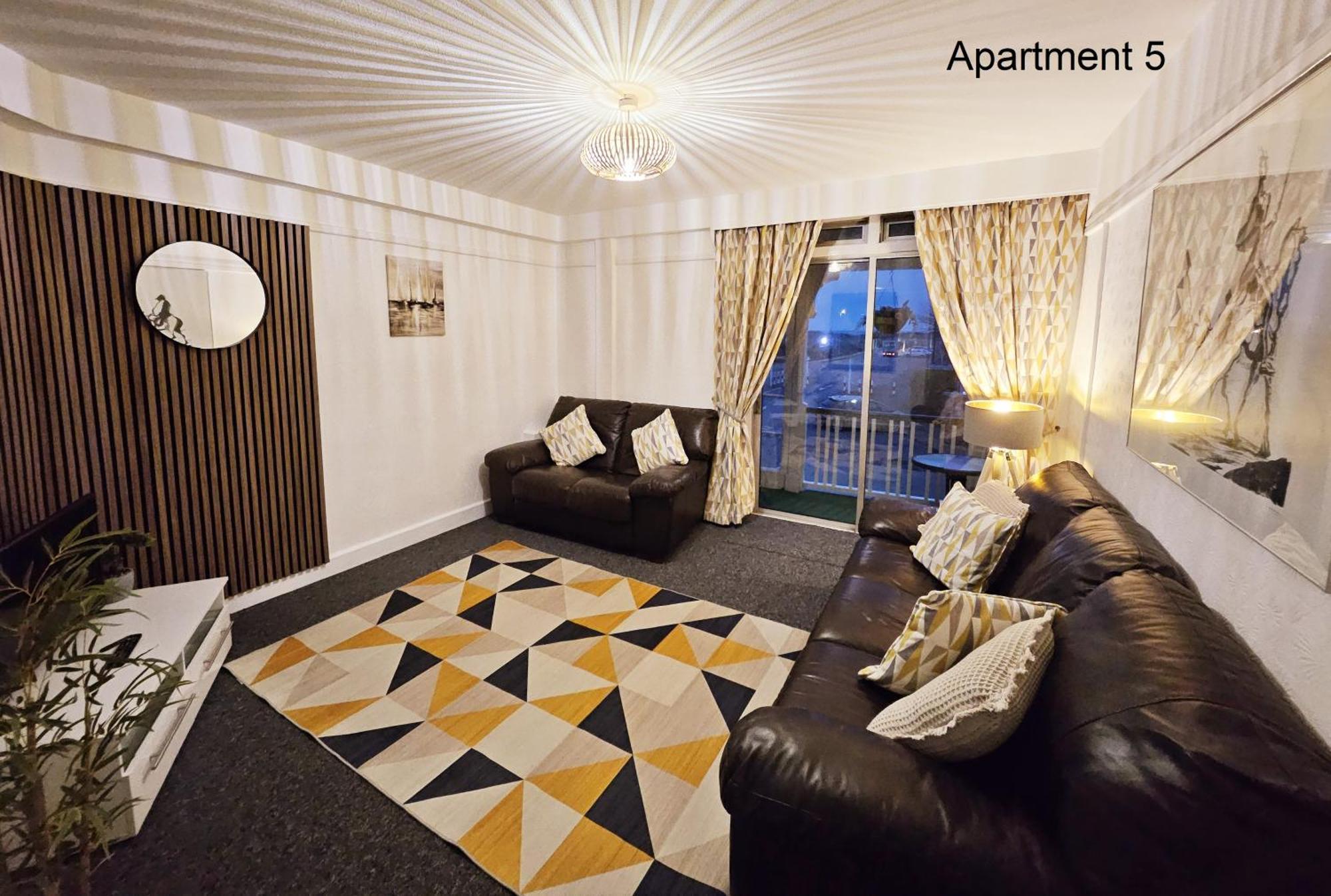 Beach Court Holiday Apartments 스케그니스 외부 사진