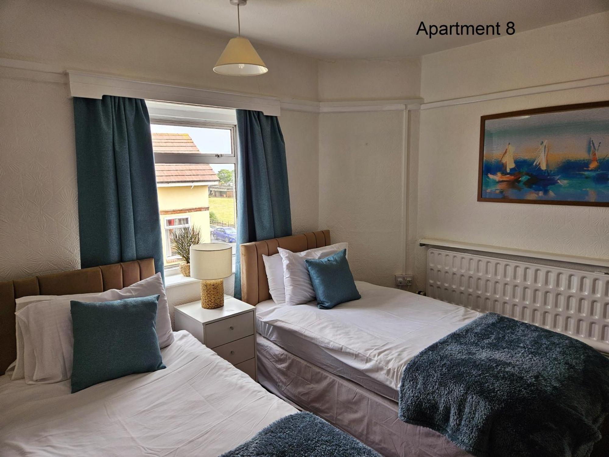 Beach Court Holiday Apartments 스케그니스 외부 사진